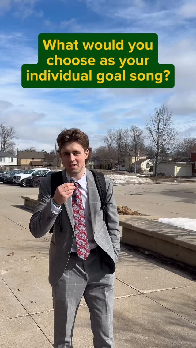 What would your goal song be?

#elmirasugarkings #gohl #proudtobeaking